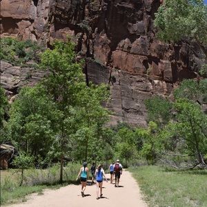 Meet your Posher, April